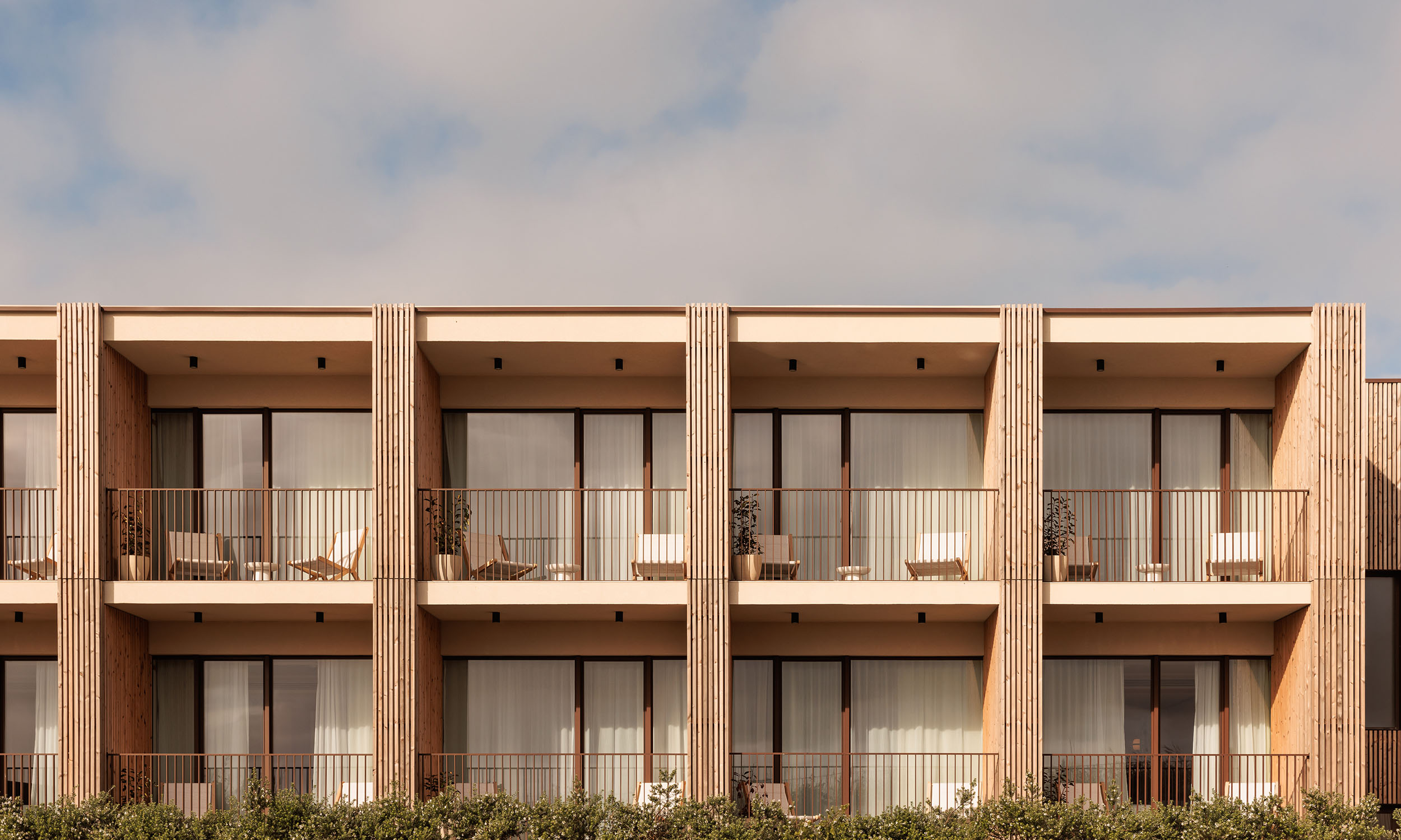 Aethos Ericeira Hotel - Close-up view of guestroom balconies