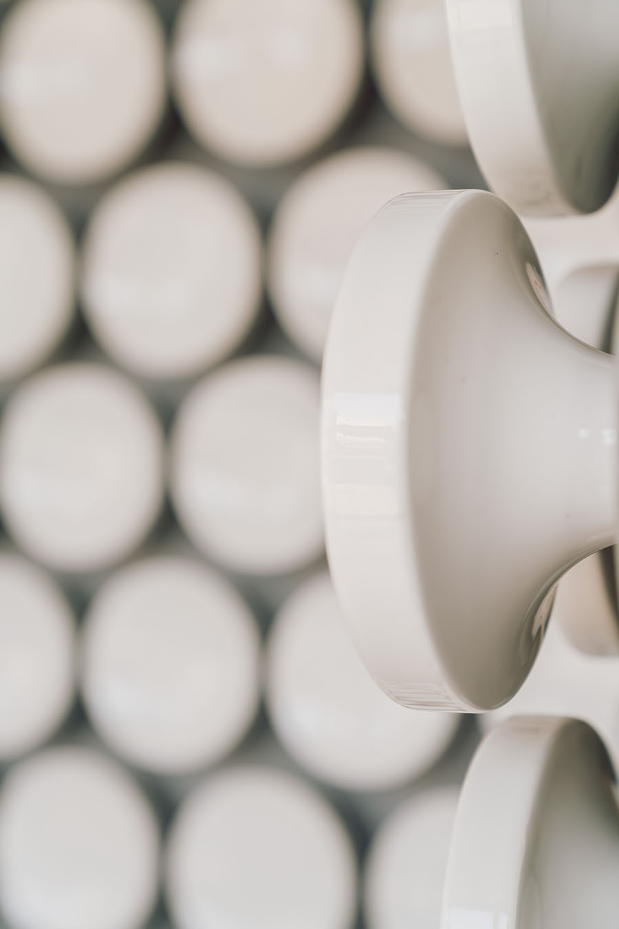 Maida Smiles Clinic - Detail of ceramic disc in place