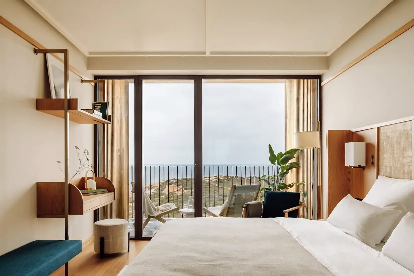 Aethos ericeira
