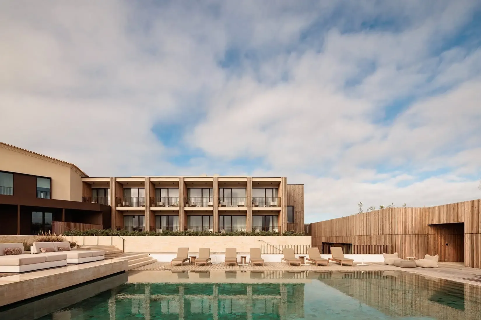 Aethos ericeira