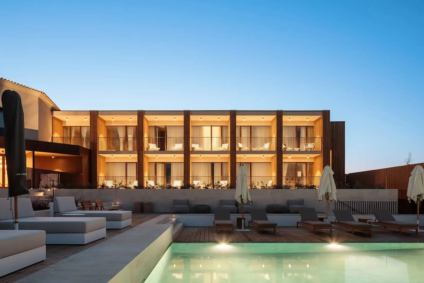 Aethos ericeira