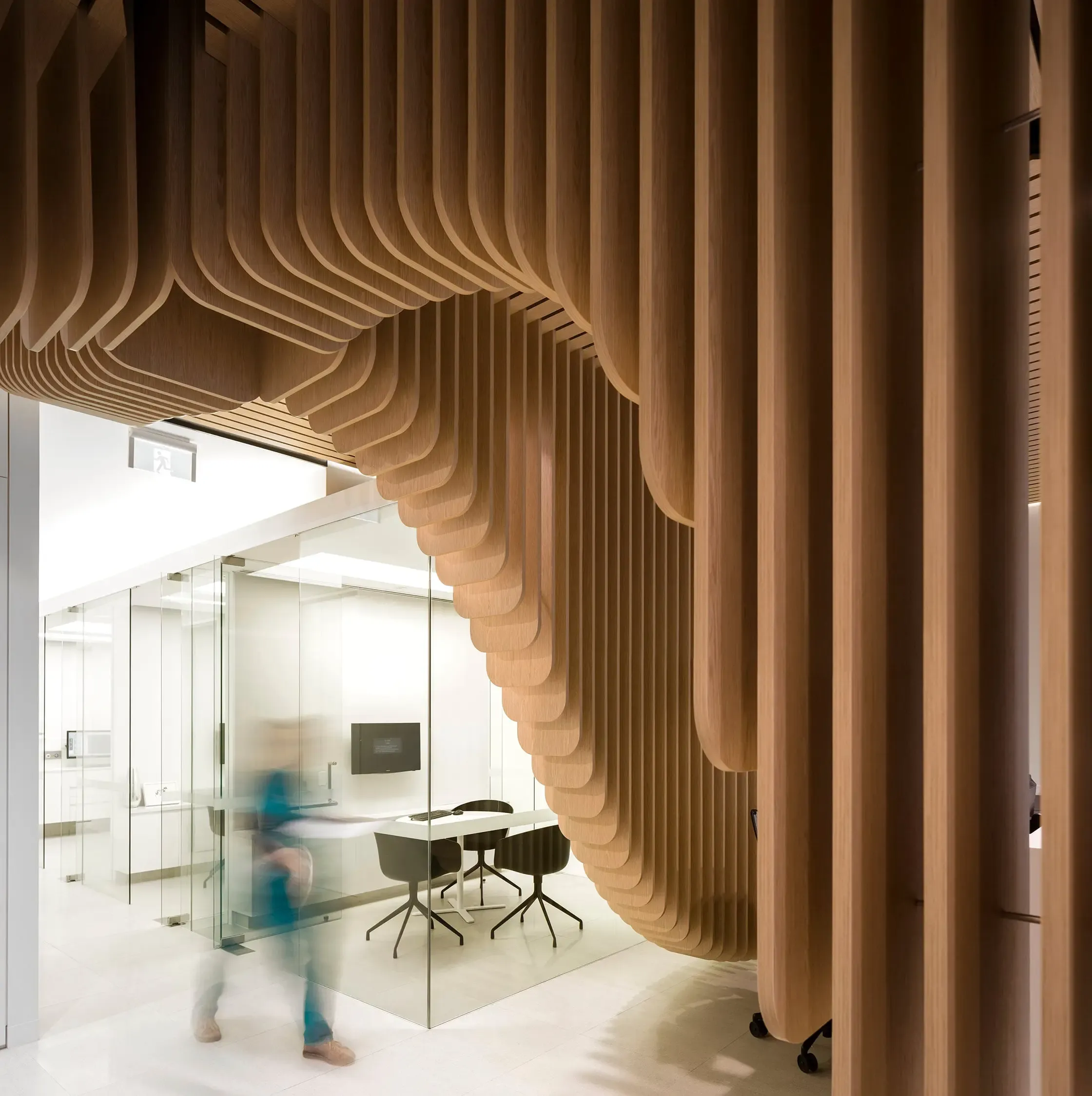 Care implant dentistry destaque